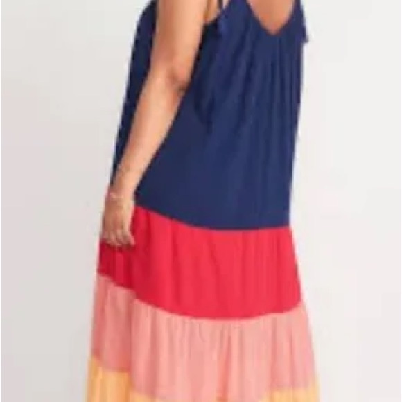 Old Navy Colorful Tiered Women’s Summer Dress size Medium - Picture 3 of 10